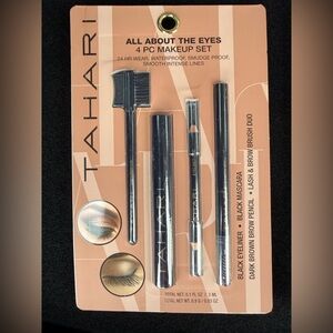 Tahari All About Eyes 4pc Makeup Set